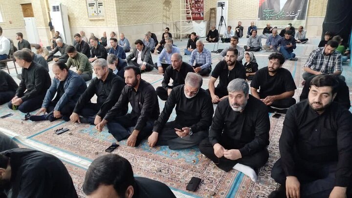 تصاویر/ اقامه نماز جمعه در شهرستان ایوان