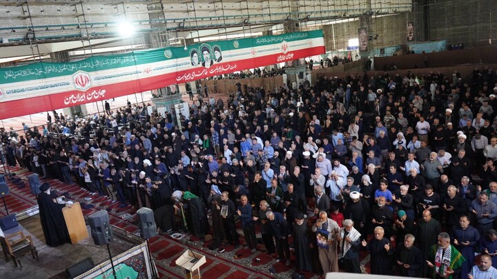 نماز جمعه اهواز به امامت نماینده ولی فقیه در خوزستان