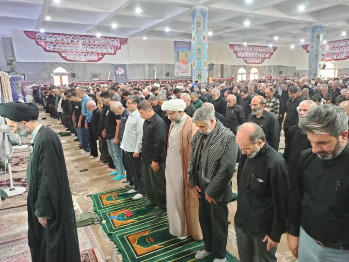تصاویر/ نمازعبادی سیاسی جمعه کاشان