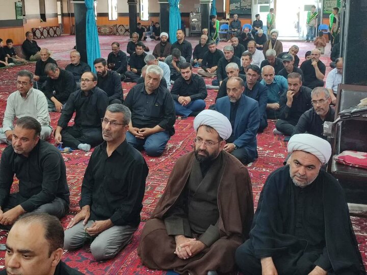 تصاویر/ اقامه نماز جمعه امروز شهرستان چهاربرج