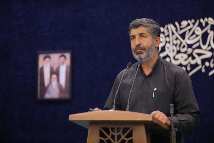 تصاویر/ اقامه نماز جمعه در ساوجبلاغ