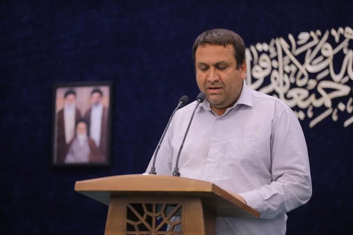 تصاویر/ اقامه نماز جمعه در ساوجبلاغ