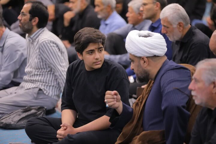 تصاویر/ اقامه نماز جمعه در ساوجبلاغ