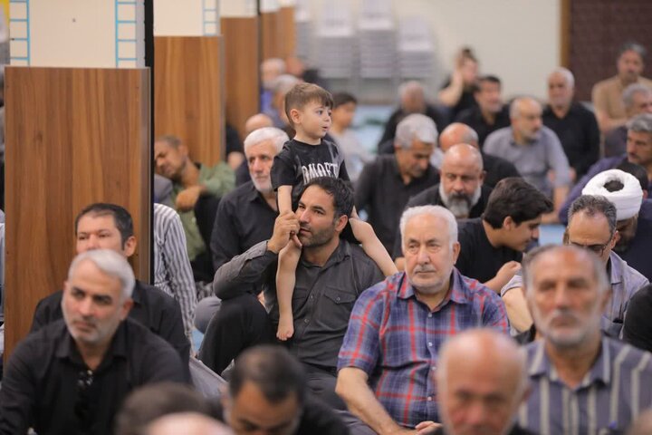 تصاویر/ اقامه نماز جمعه در ساوجبلاغ