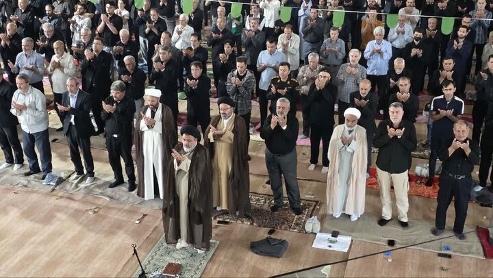 تصاویر/ اقامه آیین عبادی سیاسی نماز جمعه ماکو