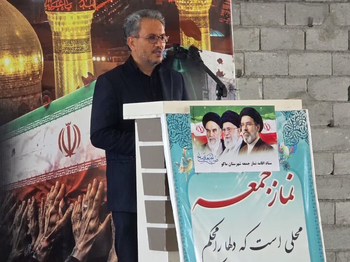 تصاویر/ اقامه آیین عبادی سیاسی نماز جمعه ماکو