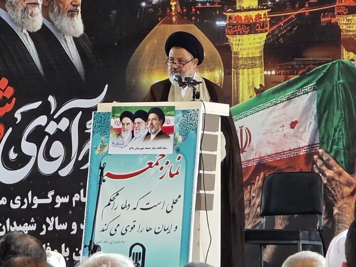 تصاویر/ اقامه آیین عبادی سیاسی نماز جمعه ماکو