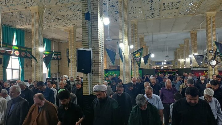 تصاویر/اقامه نماز عبادی سیاسی جمعه در زرندیه