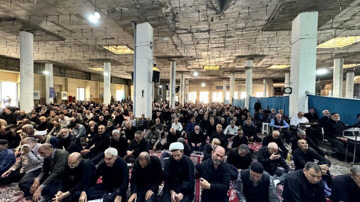 تصاویر / نماز جمعه اقبالیه قزوین در رثای رهبر شهید انقلاب اسلامی