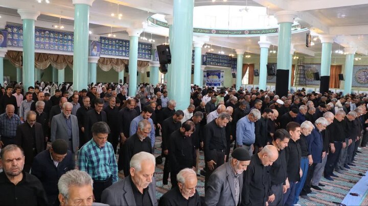 تصاویر/ اقامه نماز جمعه تکاب