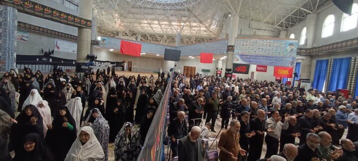 تصاویر/ نماز عبادی سیاسی جمعه در محمودآباد