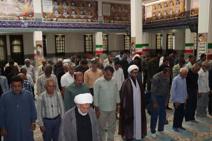 تصاویر/ اقامه نمازجمعه شهر قلعه‌گنج