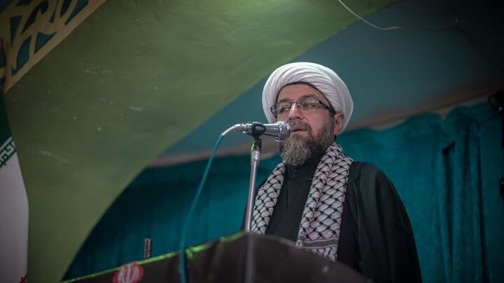 تصاویر/ نماز عبادی سیاسی جمعه در سرخ رود