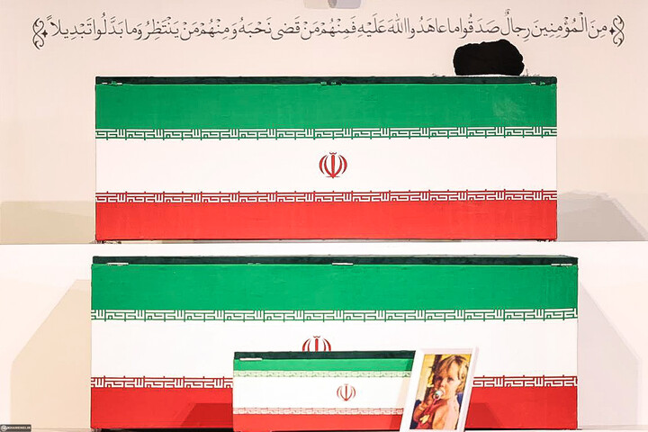 تصاویر/ مراسم ادای احترام مقامات و شخصیت‌های کشورهای خارجی به پیکر مطهر رهبر شهید انقلاب