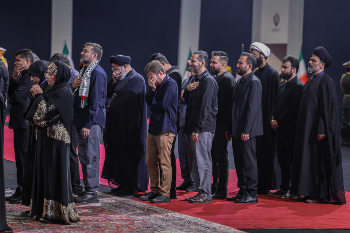 تصاویر/ مراسم ادای احترام مقامات و شخصیت‌های کشورهای خارجی به پیکر مطهر رهبر شهید انقلاب