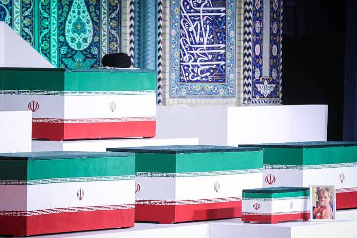 تصاویر/ مراسم ادای احترام مقامات و شخصیت‌های کشورهای خارجی به پیکر مطهر رهبر شهید انقلاب