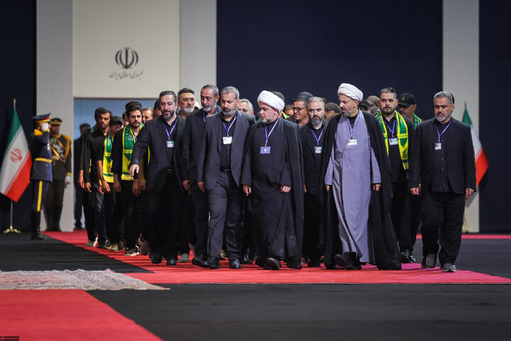 تصاویر/ مراسم ادای احترام مقامات و شخصیت‌های کشورهای خارجی به پیکر مطهر رهبر شهید انقلاب