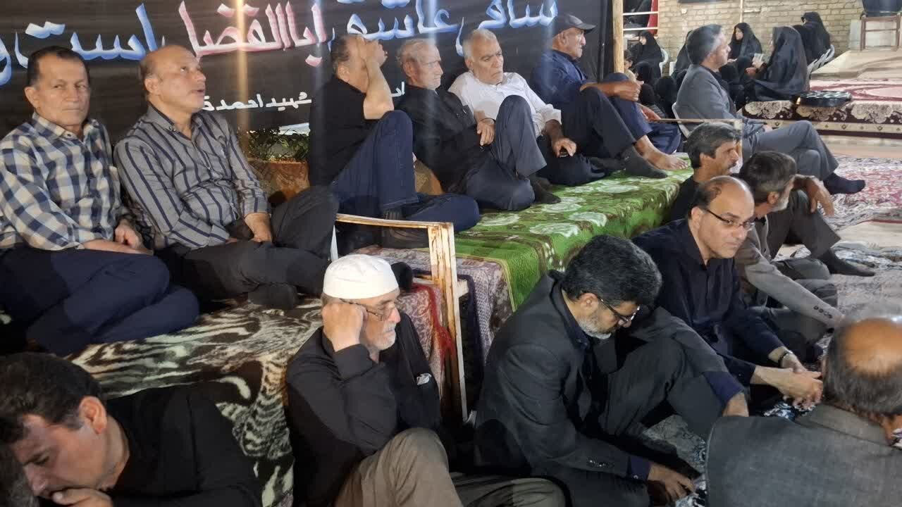 مراسم عزاداری و سوگواری حضرت اباعبدالله الحسین (ع) در حسینیه روحانی شهید حسن خرمی برگزارشد