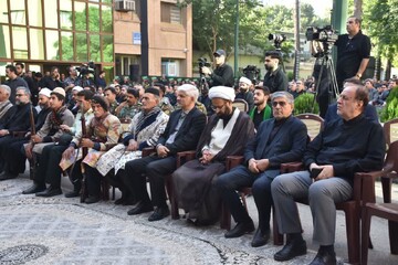 تصاویر/ مراسم عزاداری و وداع جامعه دانشگاهیان و فرهنگیان و هنرمندان لرستان با آقای شهید ایران