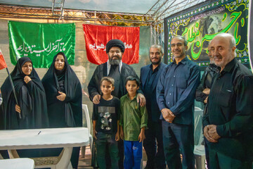 تصاویر/ حضور نماینده ولی فقیه در زنجان در مواکب و اجتماعات شبانه مردم