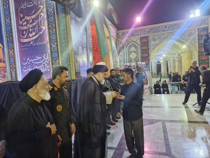 تصاویر/ صد و بیست و سومین شب از حماسه حضور مردم بافق در میادین
