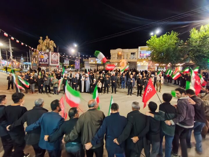 تصاویر/ صد و بیست و پنجمین موج از اجتماعات شبانه سراسری مردم چالدران
