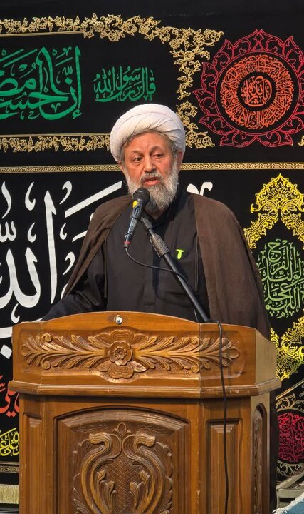 تصاویر/ سالگرد گرامی داشت اولین امام جمعه آران و بیدگل درمسجد ملا شکرالله