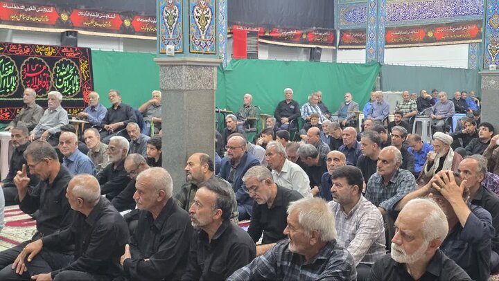تصاویر/ سالگرد گرامی داشت اولین امام جمعه آران و بیدگل درمسجد ملا شکرالله