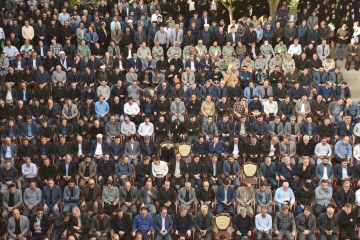 تصاویر/مراسم عزاداری و وداع جامعه دانشگاهیان و فرهنگیان و هنرمندان لرستان با آقای شهید ایران
