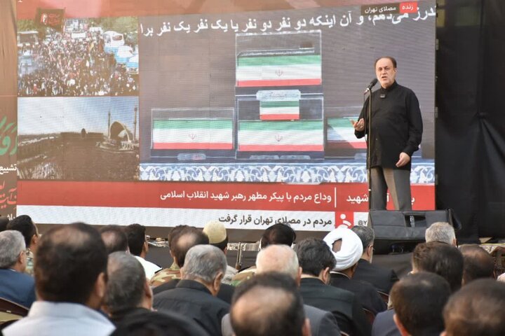 تصاویر/مراسم عزاداری و وداع جامعه دانشگاهیان و فرهنگیان و هنرمندان لرستان با آقای شهید ایران
