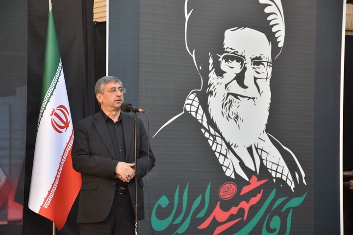 تصاویر/مراسم عزاداری و وداع جامعه دانشگاهیان و فرهنگیان و هنرمندان لرستان با آقای شهید ایران