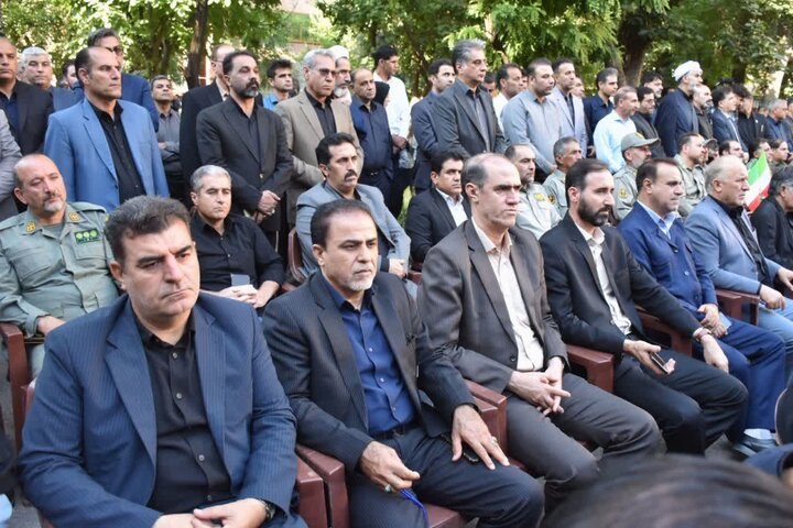 تصاویر/مراسم عزاداری و وداع جامعه دانشگاهیان و فرهنگیان و هنرمندان لرستان با آقای شهید ایران