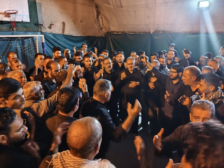 تصاویر/وداع لرستانی ها با رهبرشهید امت