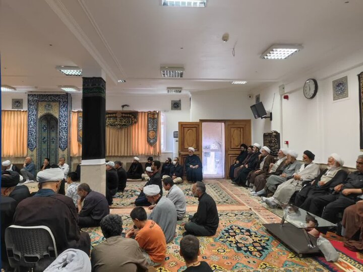 گزارش تصویری +  پنجمین روز برگزاری مراسم سوگواری شهادت امام حسین(ع) در دفتر حضرت آیت الله العظمی جوادی آملی در قم