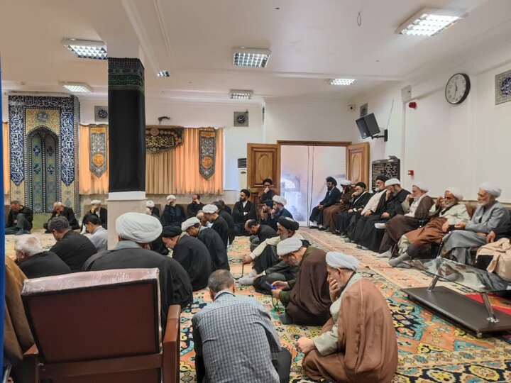 گزارش تصویری +  پنجمین روز برگزاری مراسم سوگواری شهادت امام حسین(ع) در دفتر حضرت آیت الله العظمی جوادی آملی در قم