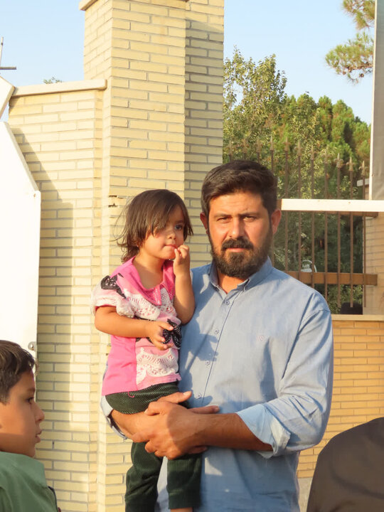 تصاویر/ اعزام کاروان‌های مردمی از اردکان به تهران برای شرکت در مراسم وداع با رهبر شهید