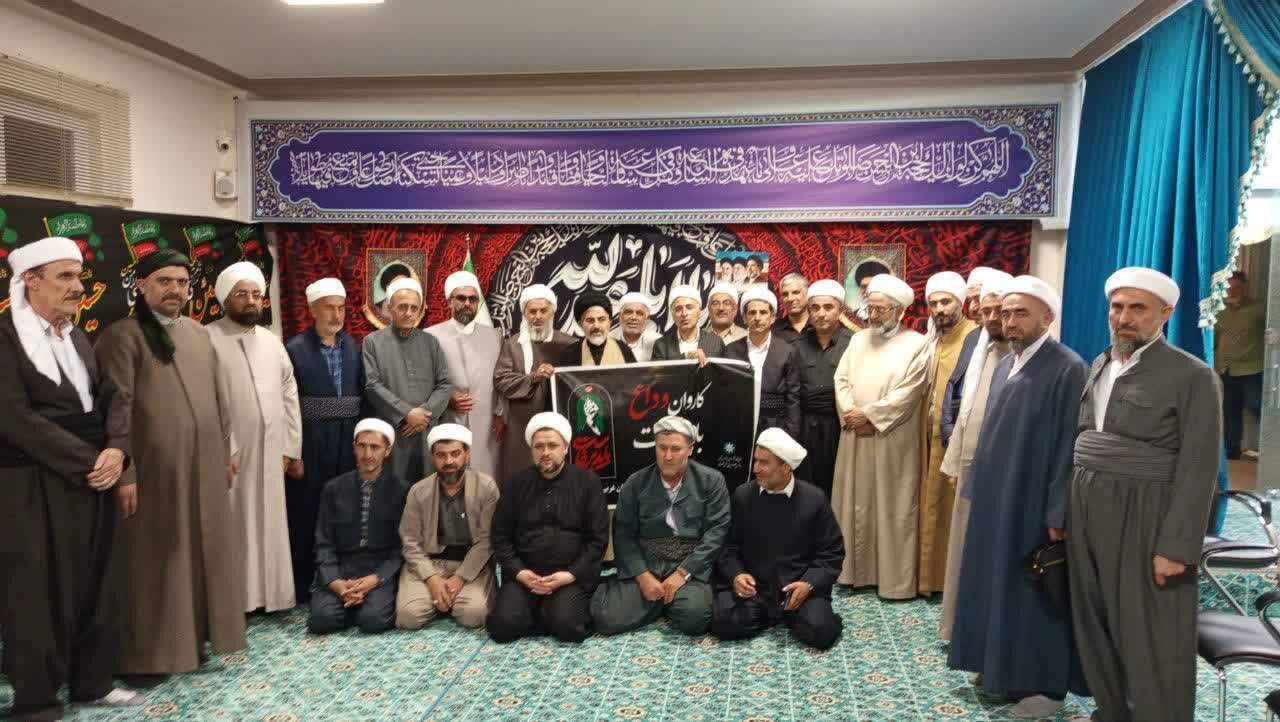 دیدار روحانیون اهل سنت استان آذربایجان غربی با نماینده ولی فقیه در استان+ تصاویر