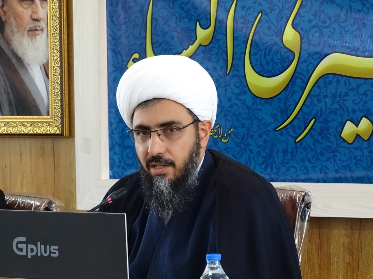 تأکید مدیر حوزه علمیه خواهران اصفهان بر ضرورت حفظ وحدت حول محور ولایت فقیه در تبیین تحولات اخیر