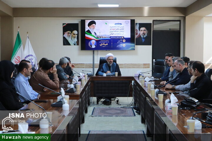 مکتب سیاسی رهبر شهید بر پایه عدم بیعت با طاغوت و ایستادگی در برابر استکبار استوار است