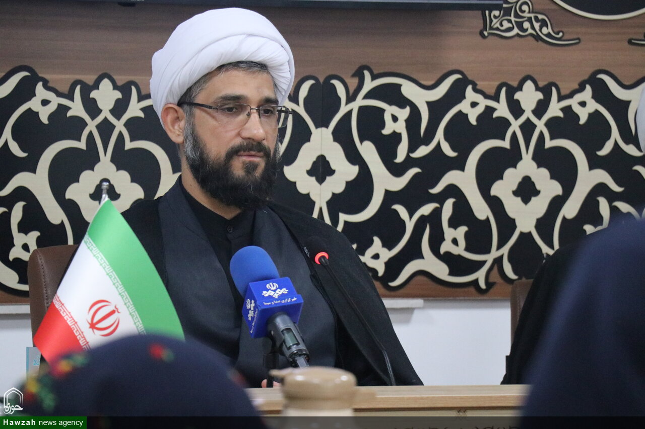 تصاویر / نشست علمی تخصصی تبیین اندیشه‌های «قائد شهید امت»