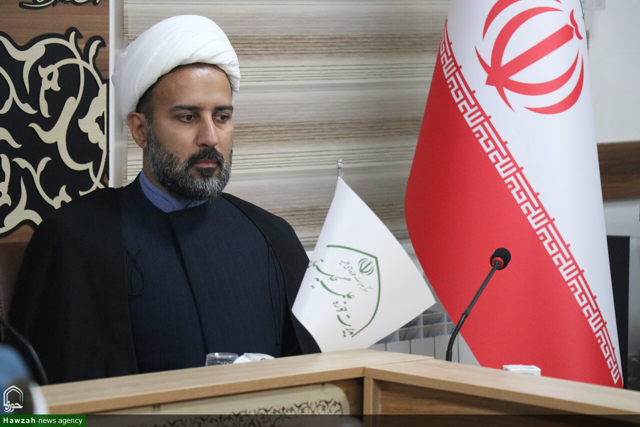 تصاویر / نشست علمی تخصصی تبیین اندیشه‌های «قائد شهید امت»