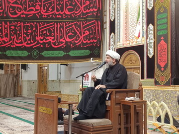 در حاکمیت اسلامی همه نهادها هویت خود را از ولی خدا می‌گیرند