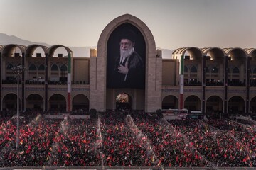 شرکت در تشییع تاریخی تجدید میثاق ملت با آرمان‌های اسلام و انقلاب است