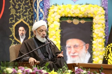 وداع با رهبر شهید، تجلی مودت به اهل بیت(ع) و وفاداری به مسیر ولایت است