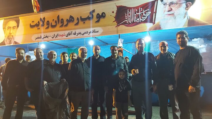 تصاویر/ خدمات رسانی موکب جهادی «رهروان ولایت بخش قمصر »  به زائران مراسم تشییع پیکر رهبر شهید