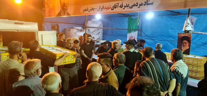 تصاویر/ خدمات رسانی موکب جهادی «رهروان ولایت بخش قمصر »  به زائران مراسم تشییع پیکر رهبر شهید