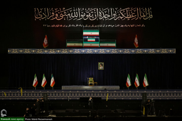 Photos/ Iran : la population rend hommage au guide martyr Ayatollah Seyed Ali Khamenei à la Mosquée Imam Khomeini