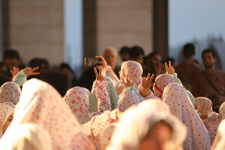 تصاویر/ نماز فرشته‌ها به یاد امام شهید در مصلی امام خمینی(ره)