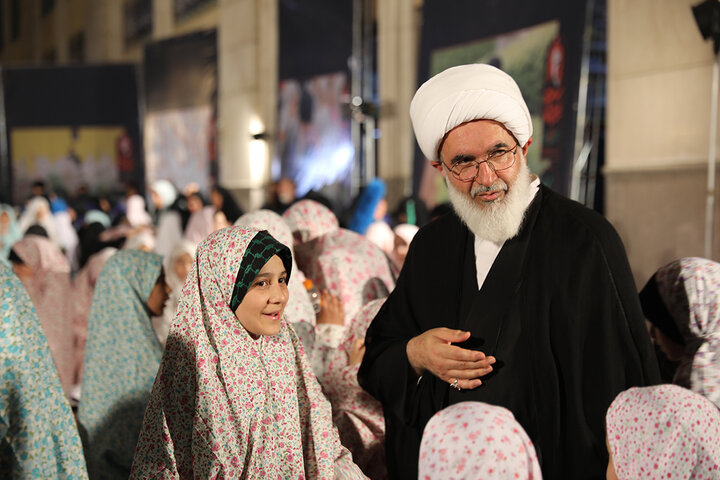 تصاویر/ نماز فرشته‌ها به یاد امام شهید در مصلی امام خمینی(ره)