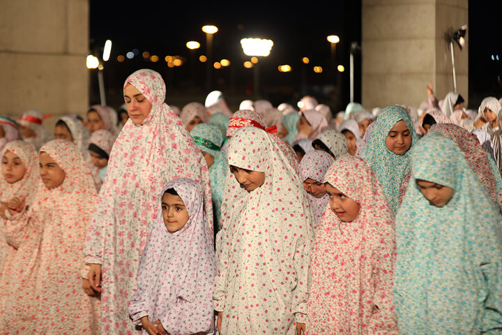 تصاویر/ نماز فرشته‌ها به یاد امام شهید در مصلی امام خمینی(ره)